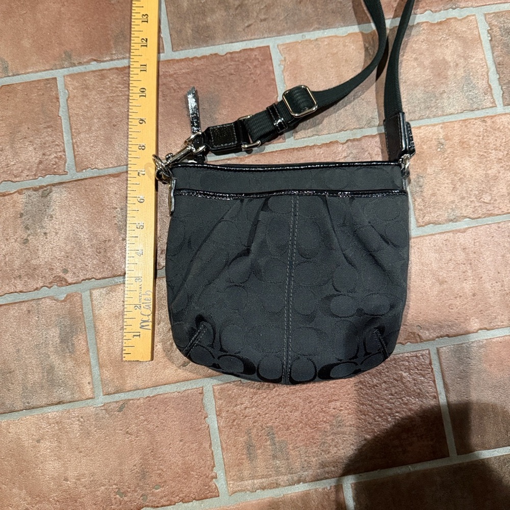 Coach Black Signature Crossbody Bag - Picture 3 of 9